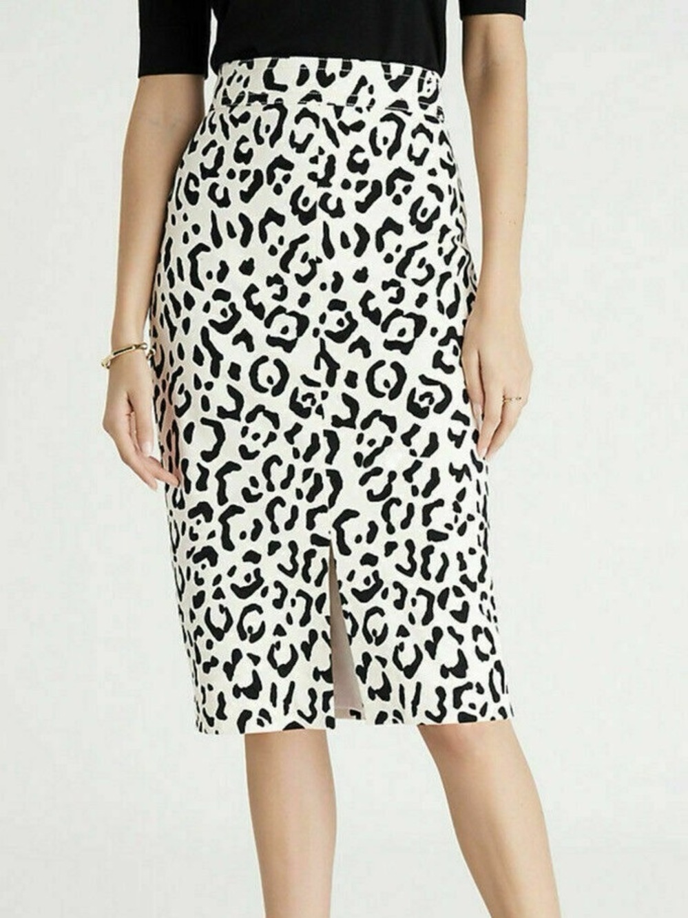 NWT Ann Taylor  Black & White Leopard Print Pencil Skirt - $89